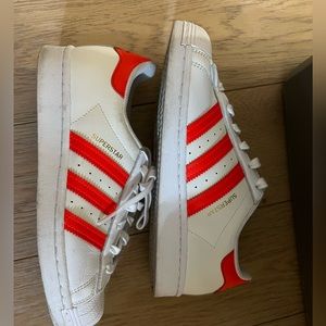 ADIDAS SUPERSTARS